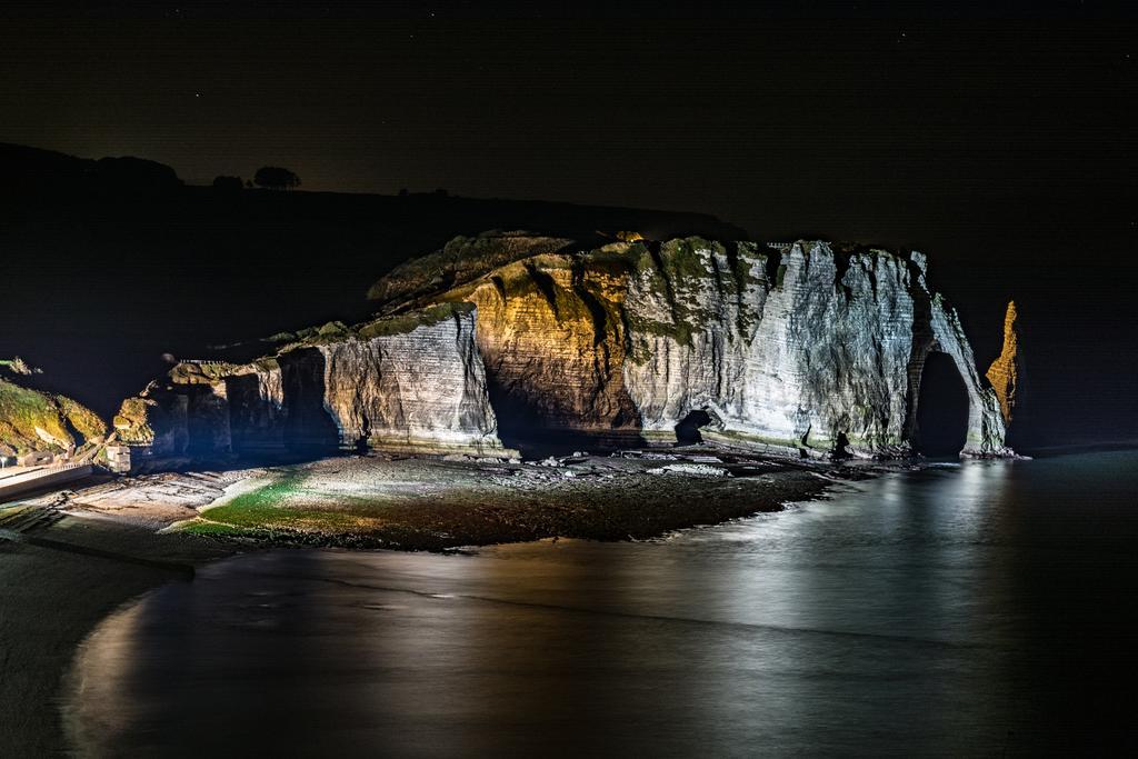 La Belle Vue Le Diamant Des Yeux Mer Et Golf Front Mer Étretat Exterior foto